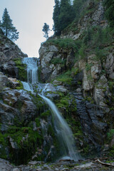 Obraz premium waterfall in the mountains
