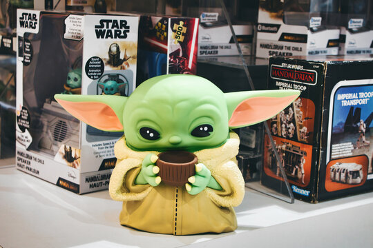 Grogu aka Baby Yoda - Vector Illustration : r/TheMandalorianTV
