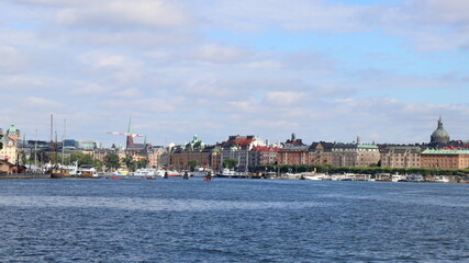 navigation dans le port de Stockholm en Su&egrave;de