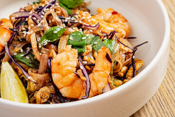 Pad thai (stir-fried rice noodles with shrimps) - thai food