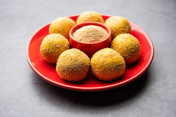 Khas khas besan laddu or poppy seeds and chickpea flour laddo or laddoo