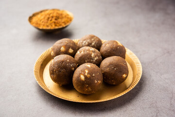 Fenugreek or methi ke Laddu, laddo or laddoo or sweet mithai balls for boosting immunity in winters