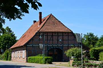 Fototapeta na wymiar Historical Farm in the Village Gilten, Lower Saxony