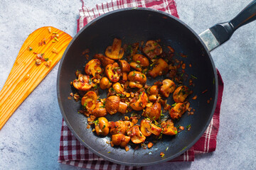 delicious butter mushroom is ready to serve. 