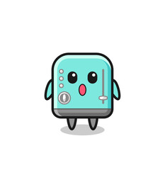 the amazed expression of the toaster cartoon