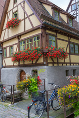 Fototapeta na wymiar half-timbered house in Tuebingen