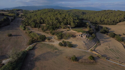 Masia en ruinas la roca