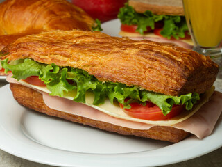 sandwich with ham and vegetables
