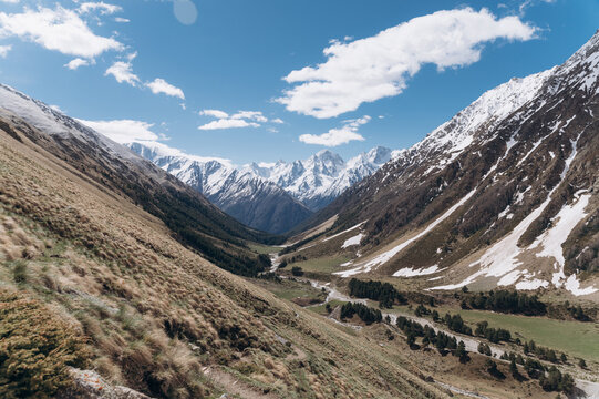 Breathtaking valley and mountains on cloudy day