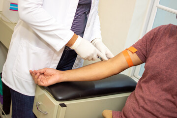 Equipo de laboratorio exámenes de sangre