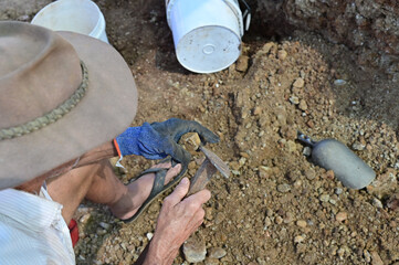 Australian man searching for sapphire gem stone