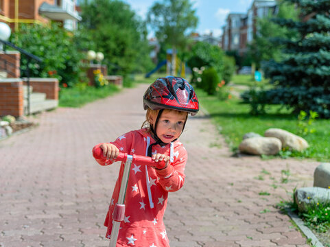 Naklejki kids helmet 