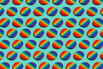 Rainbow circle shape isometric pattern of silicon toy for kids