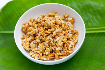 Krayasart, Thai crispy rice, peanut and sesame cereal