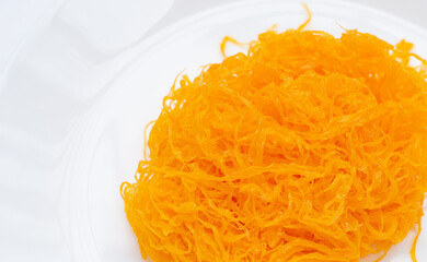 Thai dessert Foi Thong, Golden egg yolk threads