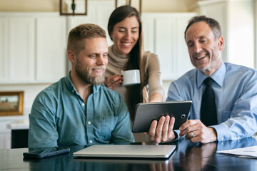 Financial Advisor Gives Clients Good News