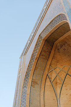 Kalyan Mosque exterior
