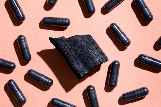 Activated charcoal capsule