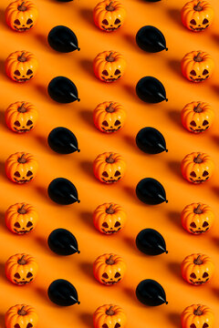 pattern of Halloween pumpkin and black balloon