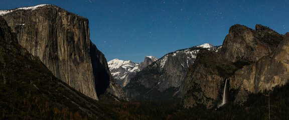 Yosemite at night