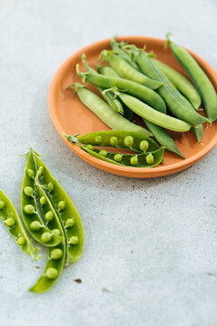 Green pea pods.