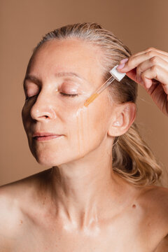 Model Using Hyaluronic Acid Serum