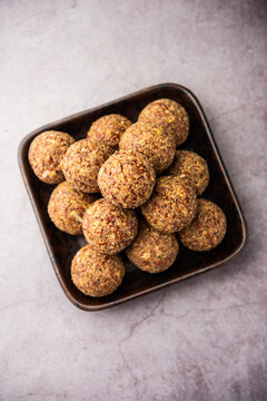 Alsi pinni laddu or flax seed laddo or healthy jawas ladoo are delicious Indian sweet energy balls