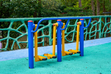 Public fitness and play facilities in the park