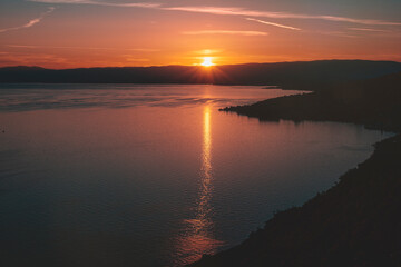 coiucher du soleil sur la riviera vaudoise