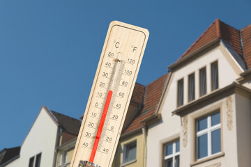 Ein Haus und Heizung gestellt auf 19 Grad