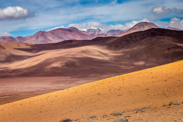 Fototapeta na wymiar Atacama desert, volcanic arid landscape in Northern Chile, South America