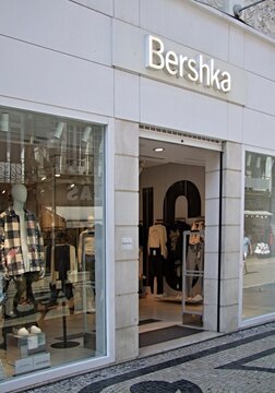 Bershka Images – Browse 231 Stock Photos, Vectors, and Video | Adobe Stock