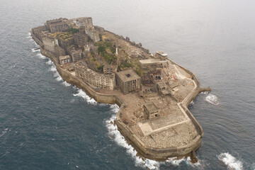 世界遺産 軍艦島（端島） © 芝公園公太郎