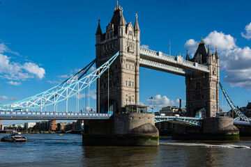 Fototapeta na wymiar Tower Bridge over River Thames, London, England, UK 