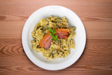 Trinxat De La Cerdanya. Typical Catalan recipe with white cabbage, potato and bacon.