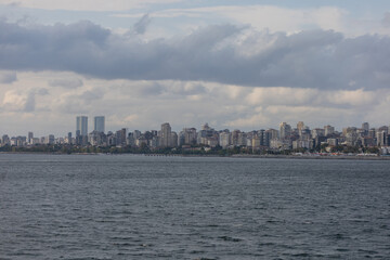 Fototapeta premium silhouette Istanbul city buildings from water Bosphorus or Golden Horn, public places.