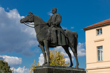 Obraz premium Field Marshal Vojvoda Zivojin Misic, monument in Mionica, town Serbia