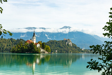 Fototapeta na wymiar view over lake bled in Slovenia