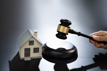 Divorce Property Law And House Foreclosure