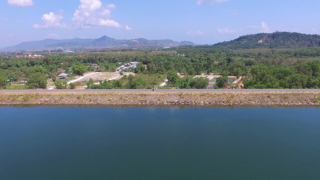 The road along the dam on a clear day