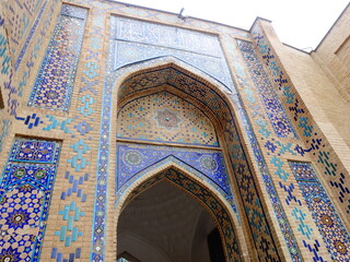 [Uzbekistan] Exterior of the Shah-i-Zinda Mausoleum with beautiful blue tile decoration (Samarkand)