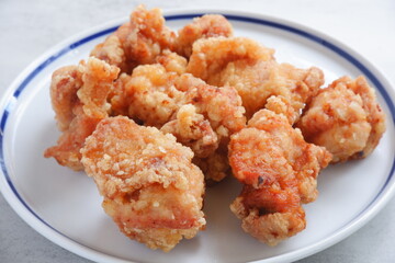 鶏のから揚げ