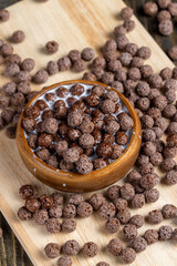 chocolate balls are used as a dry breakfast with the addition of milk or yogurt