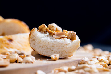 Peanut paste with roasted peanuts