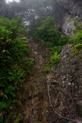 戸隠山の登山道　鎖場