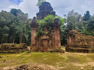 Cambodia. Prasat Domrey Krab. Hindu temple of the 9th century, located on Mount Kulen in the province of Siem Reap. © Andrii