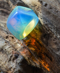 Opalite/fake moonstone símil mineral