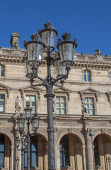 Fototapeta na wymiar street lamp in the city of Paris
