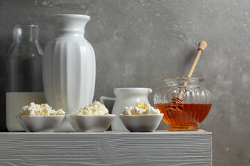 Fresh cottage cheese or ricotta with honey.