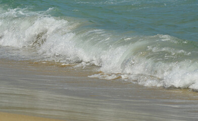 ocean waves , caribbean sea 
